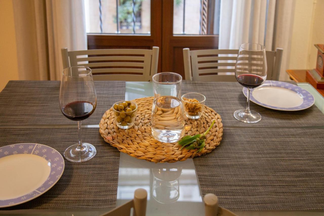 Ispal Apartment & Parking Seville Historic Center Vutse06601 Εξωτερικό φωτογραφία